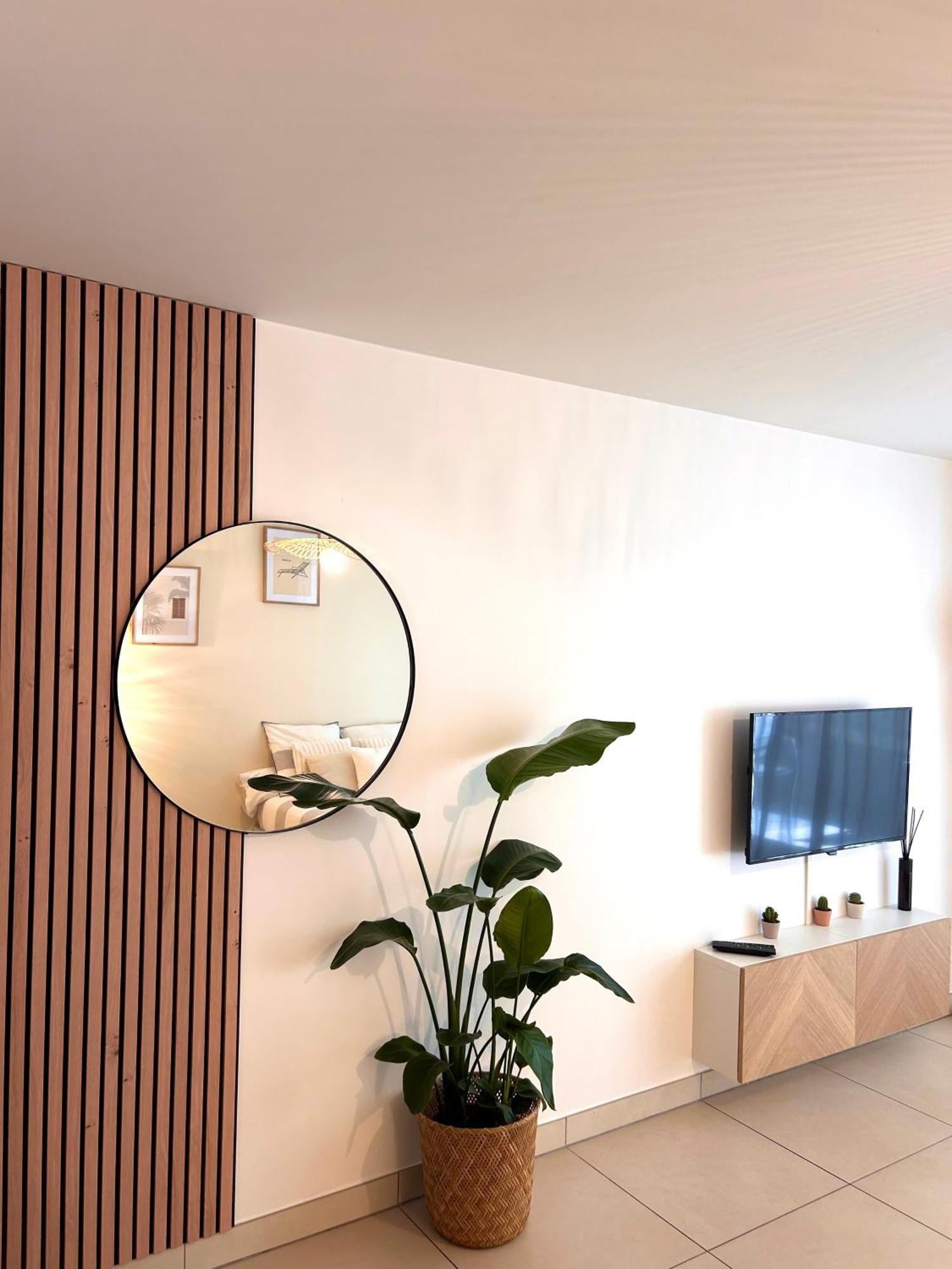 Studio Neuf - Portes De Monaco - Confort - Wifi - Clim Екстер'єр фото