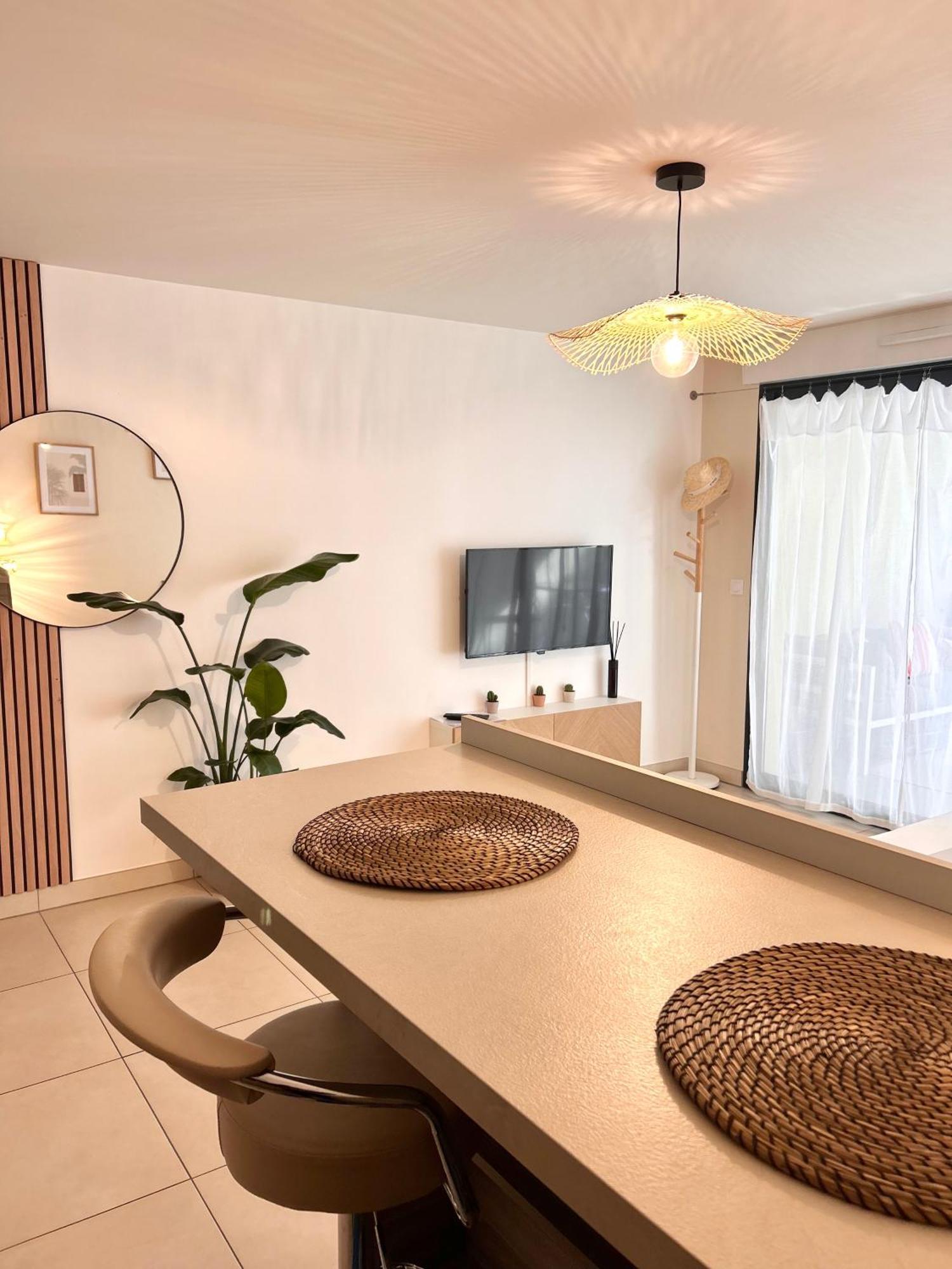 Studio Neuf - Portes De Monaco - Confort - Wifi - Clim Екстер'єр фото