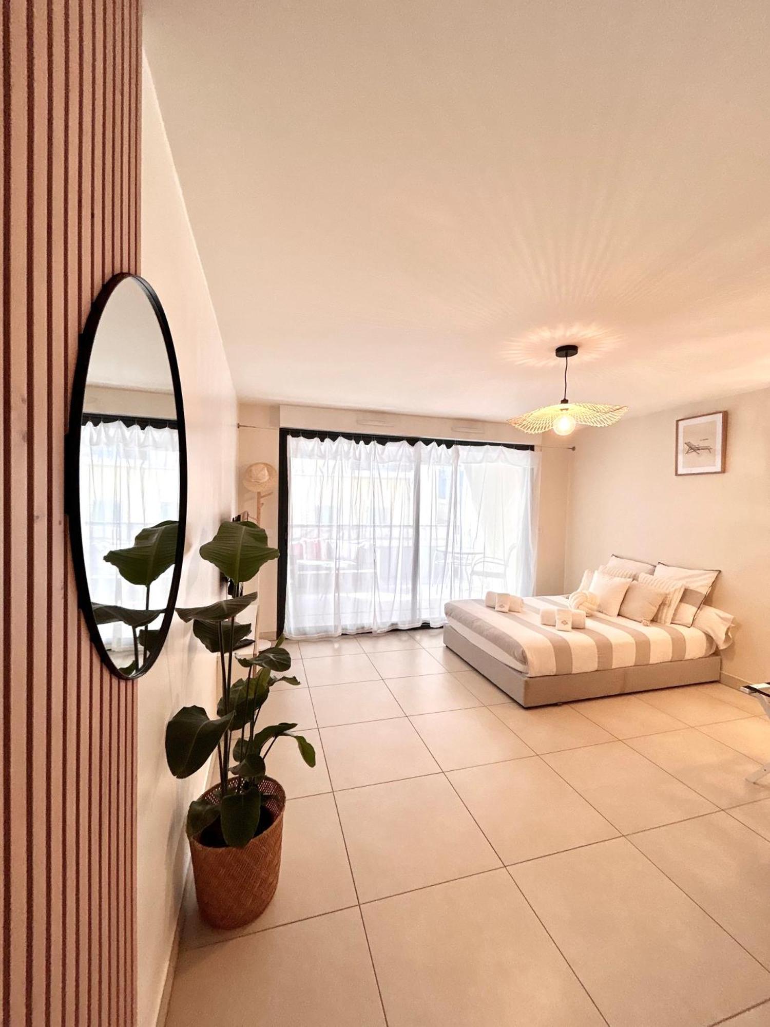 Studio Neuf - Portes De Monaco - Confort - Wifi - Clim Екстер'єр фото