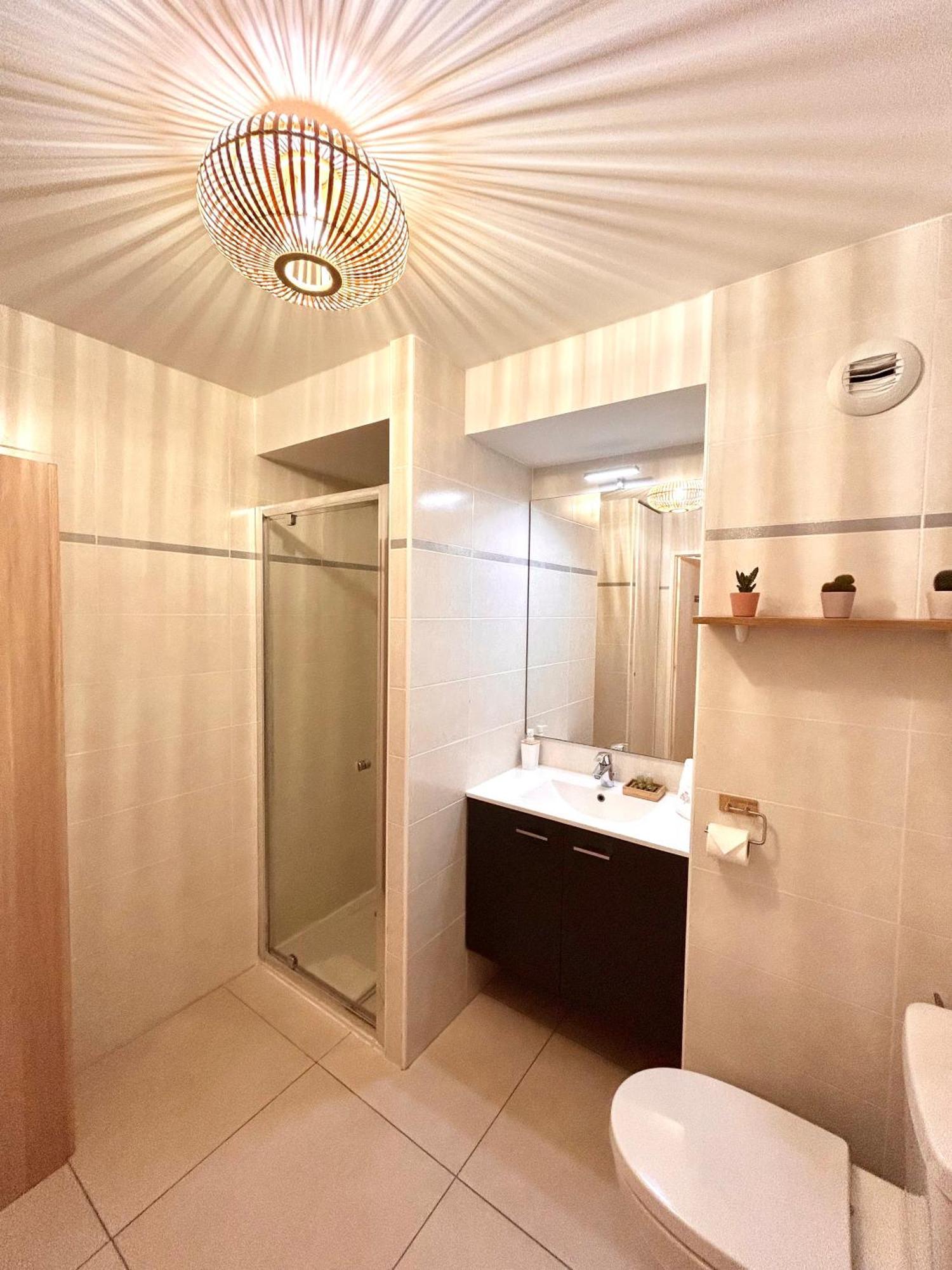Studio Neuf - Portes De Monaco - Confort - Wifi - Clim Екстер'єр фото
