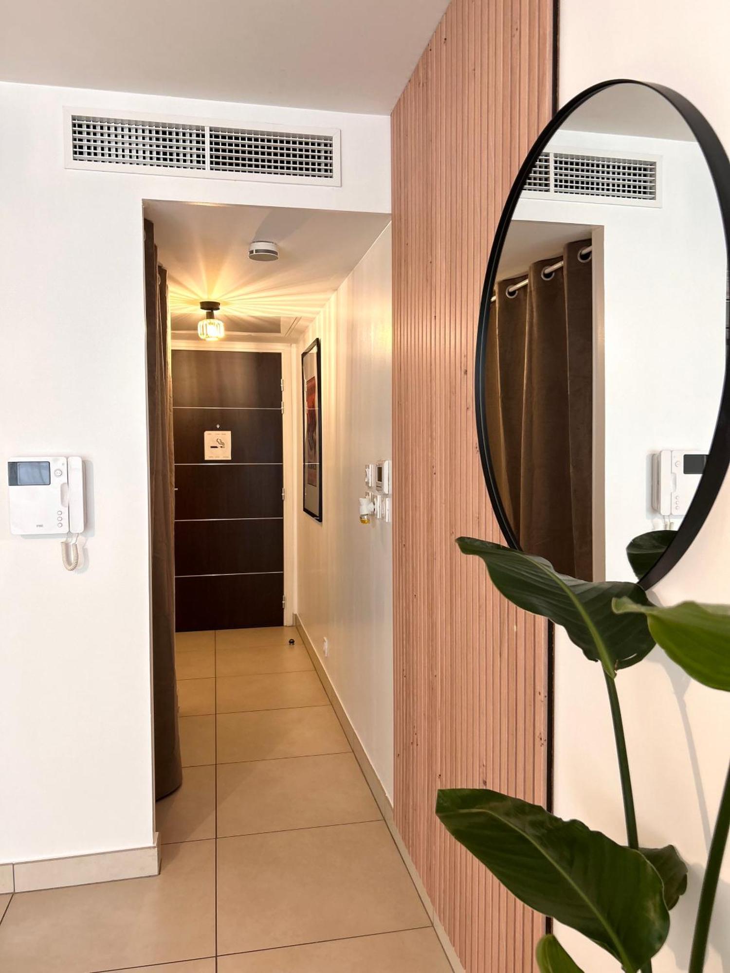 Studio Neuf - Portes De Monaco - Confort - Wifi - Clim Екстер'єр фото